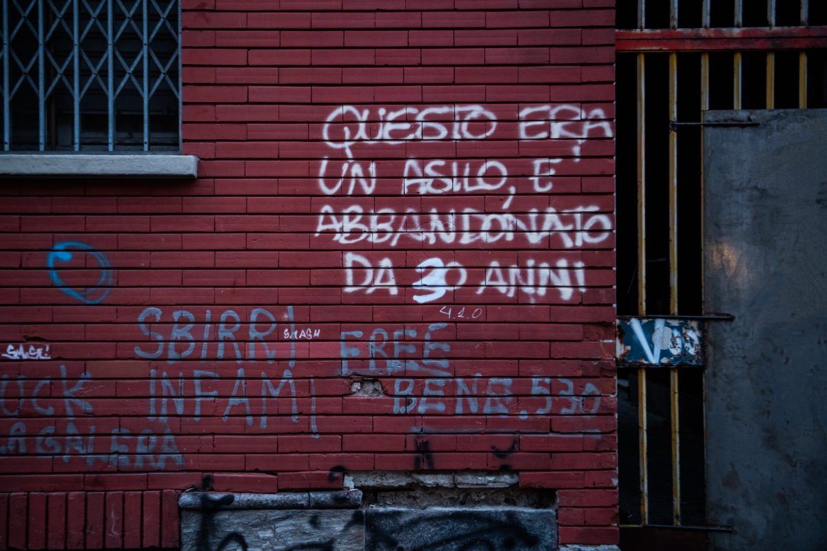 Galleria foto 'Banlieue MIlano. Il degrado e la criminalità' - foto 3