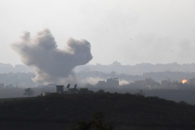 Libano, colpita la base della missione Unifil comandata da Italiani
