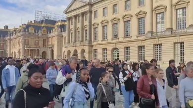 Francia: allarme bomba anche Versailles dopo un messaggio anonimo | video