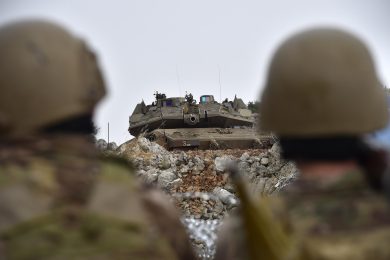 Ultimatum di Israele: «Civili, lasciate Gaza nord»