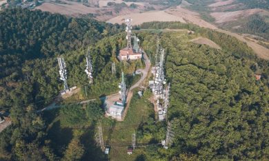 In Italia piange il telefono, ma se ne può uscire così