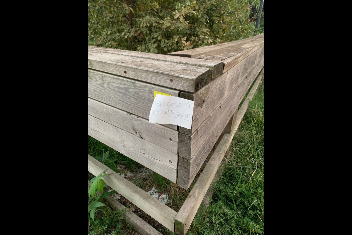 Galleria foto 'Chiaravalle, così  muore un borgo  milanese' - foto 4