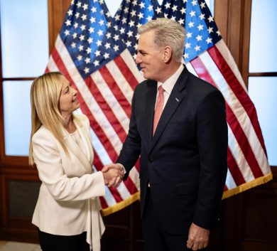 Lo speaker della Camera USA, il repubblicano Kevin McCarthy è stato destituito