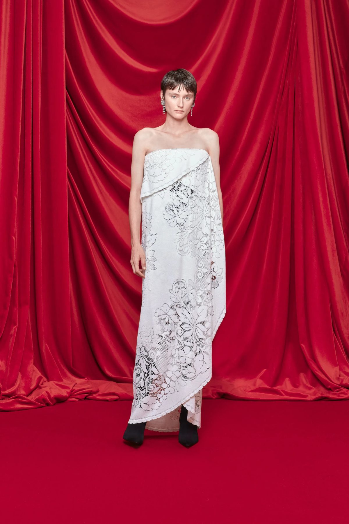 Galleria foto 'Il teatro di Demna' - foto 6