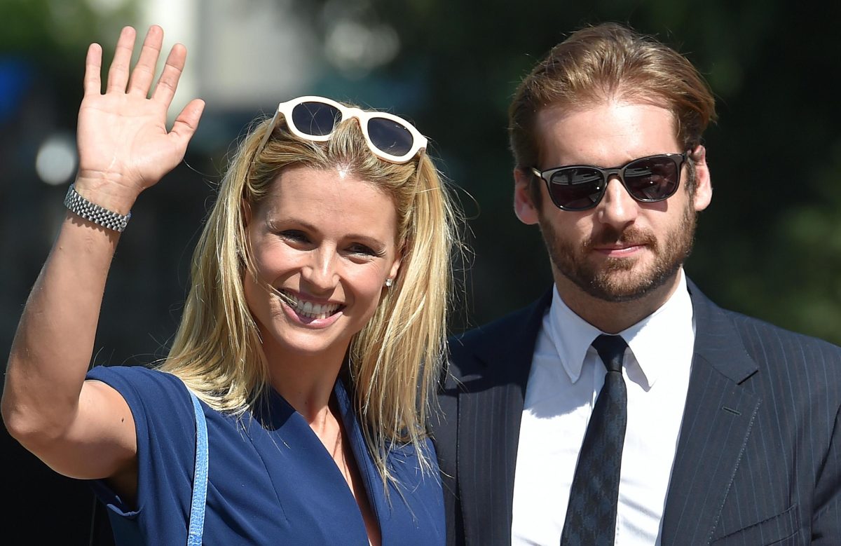 Galleria foto 'Michelle Hunziker, la verità sullo spot degli slip Roberta che l’ha resa famosa' - foto 11