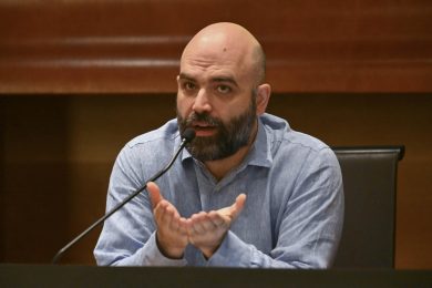 La ricetta del Pd per vincere le europee? Candidare Saviano e Zaki