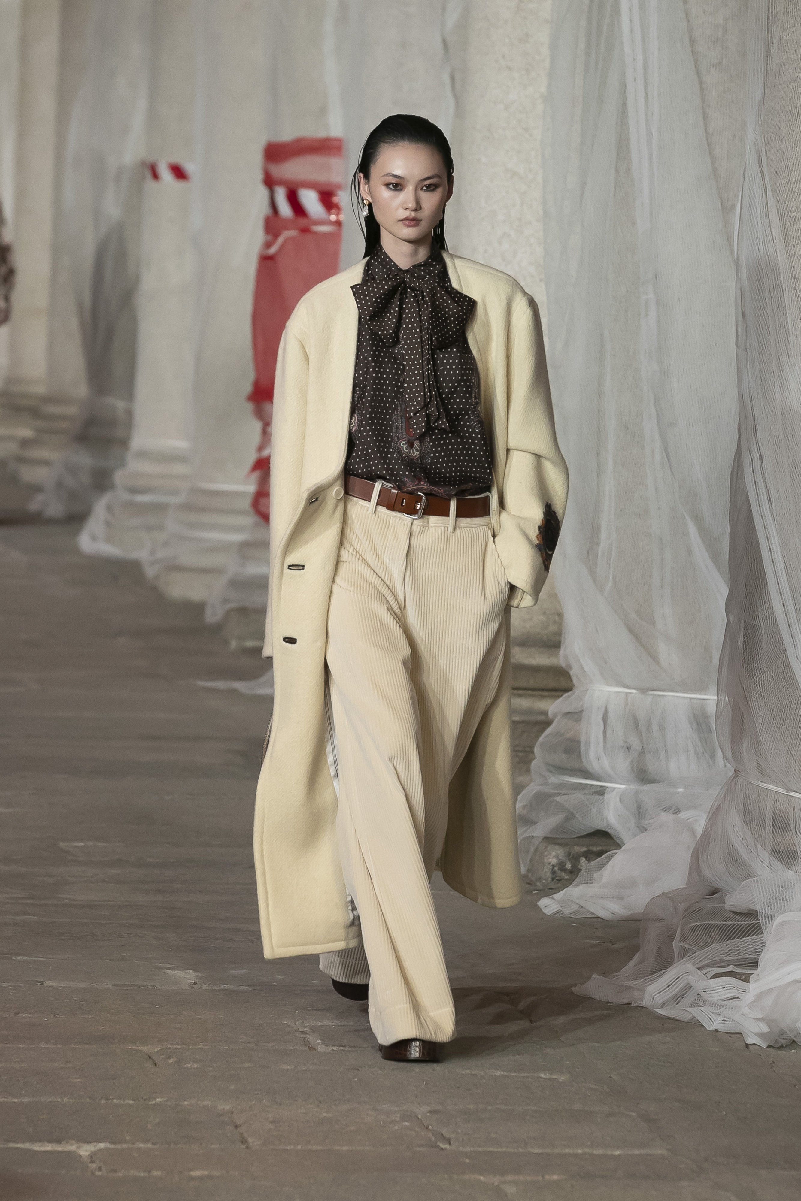 L’eleganza in un cappotto