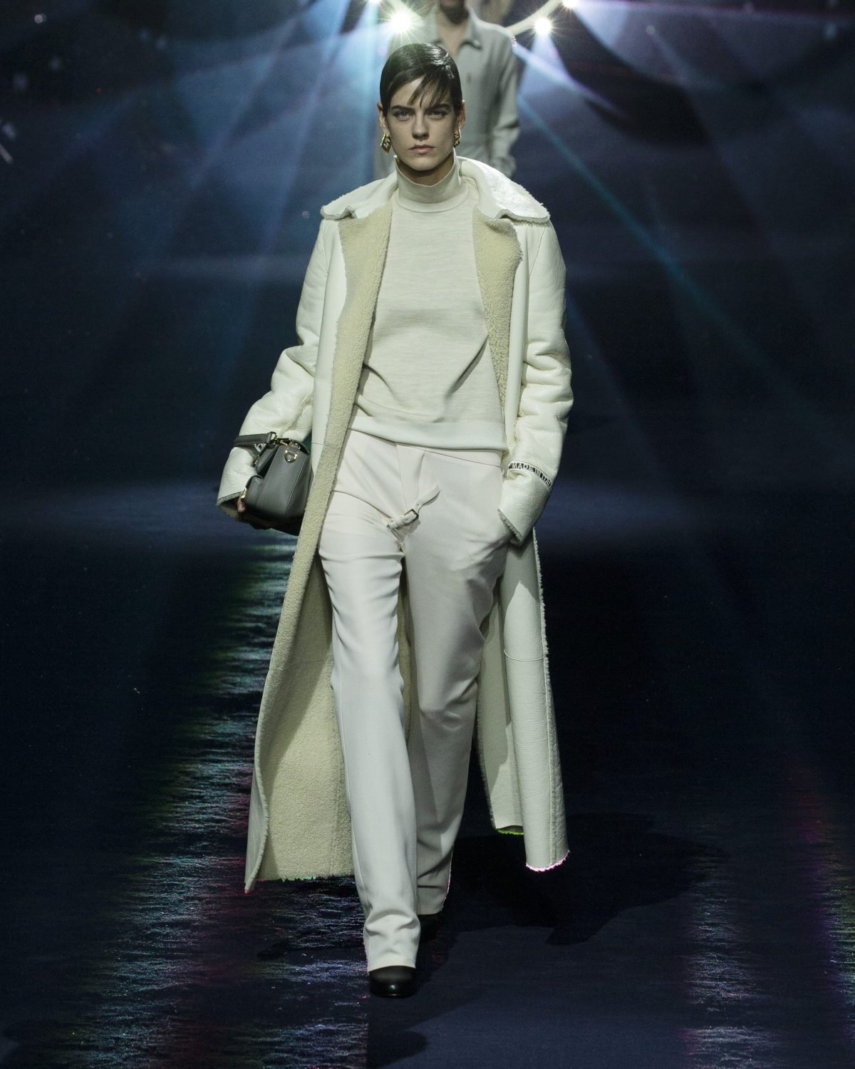 Galleria foto 'L’eleganza in un cappotto' - foto 6