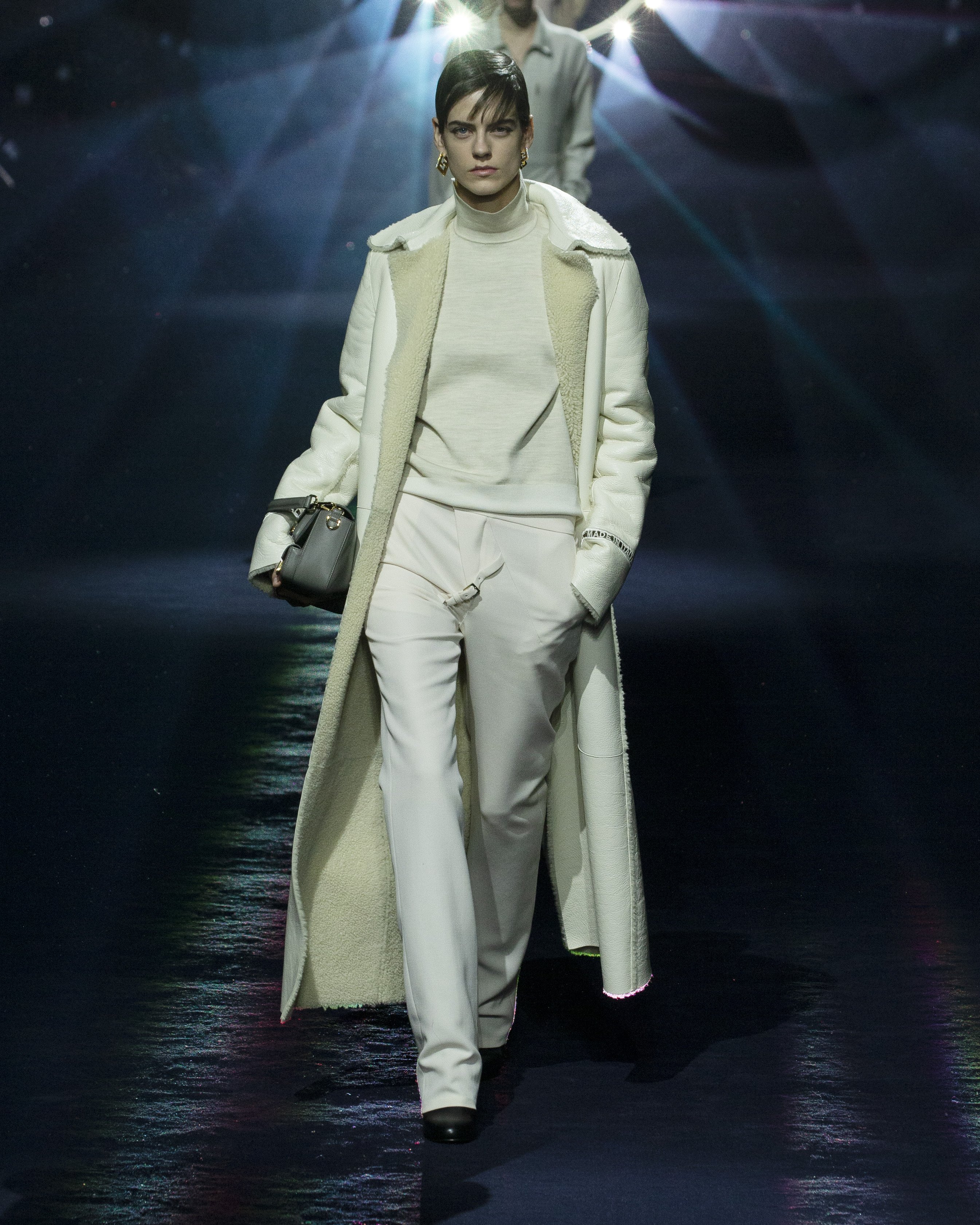 L’eleganza in un cappotto