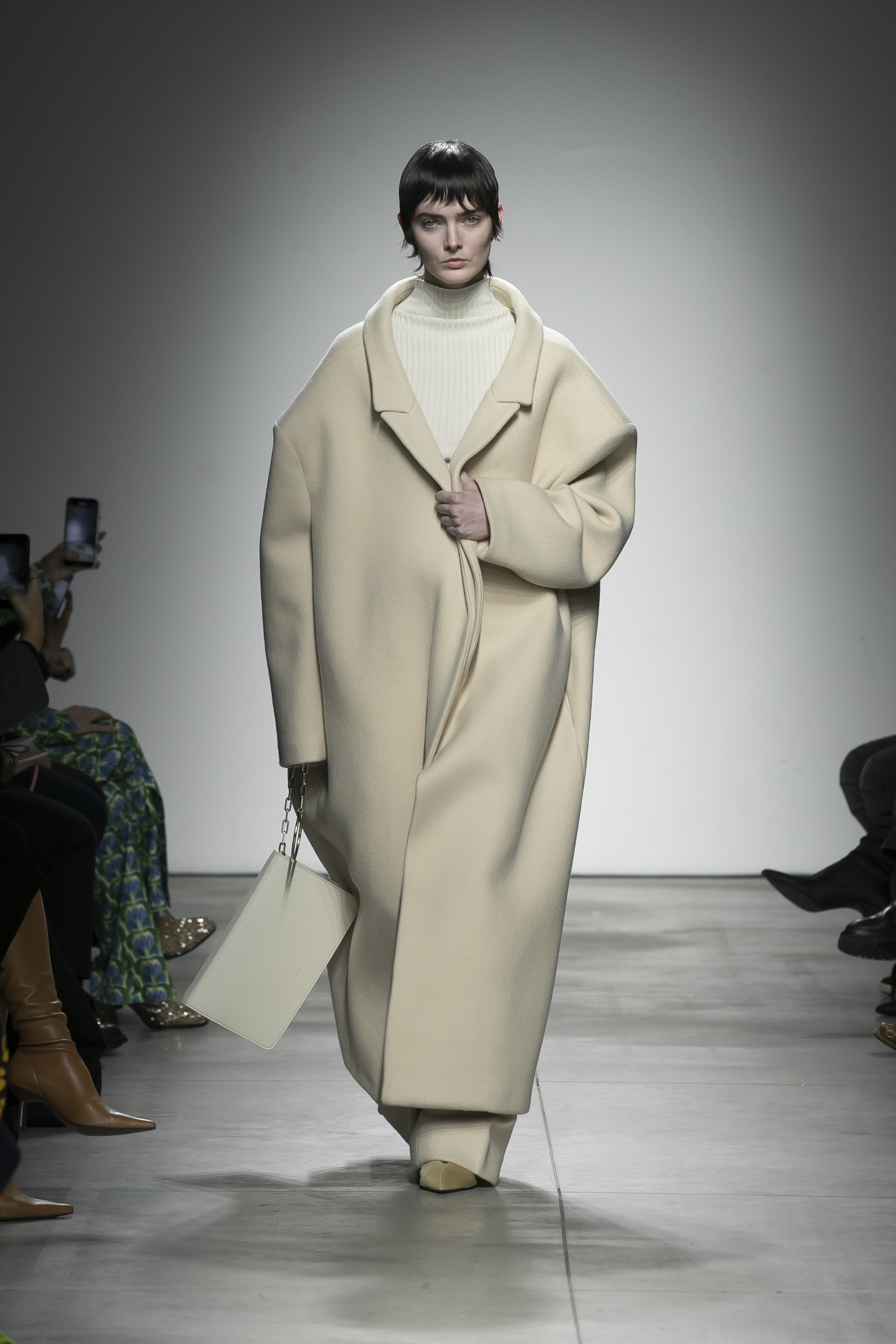 L’eleganza in un cappotto