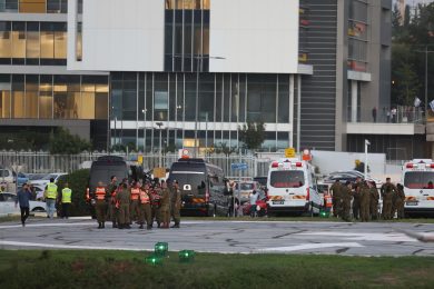 Liberati i primi ostaggi di Israele