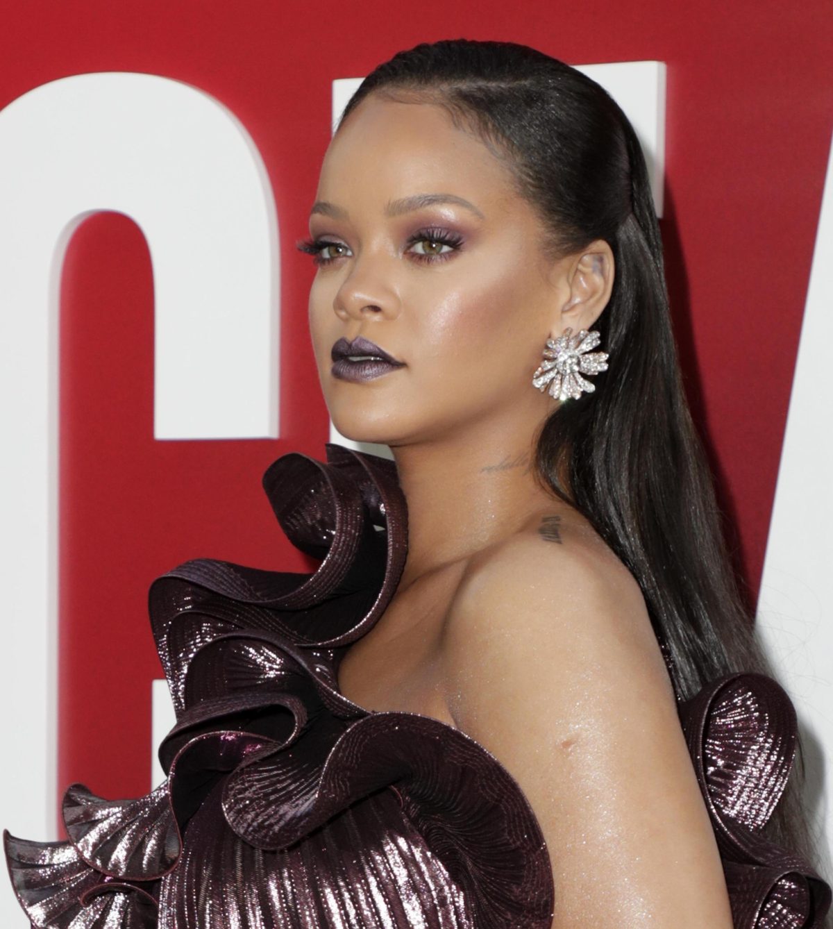 Galleria foto 'Rihanna e tutti i suoi hair look' - foto 11