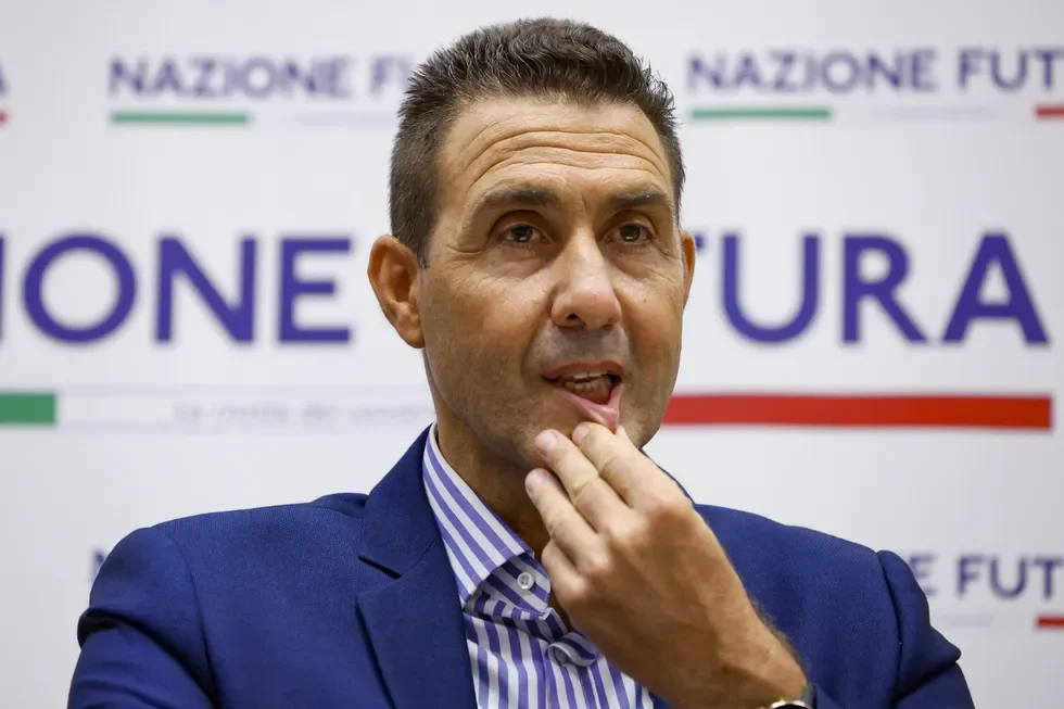 Caro Vannacci, da suo difensore: mi ha deluso Caro Vannacci, da suo difensore: mi ha deluso