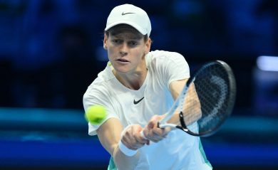 Sinner non si ferma più: battuto anche Rune, ora le semifinali