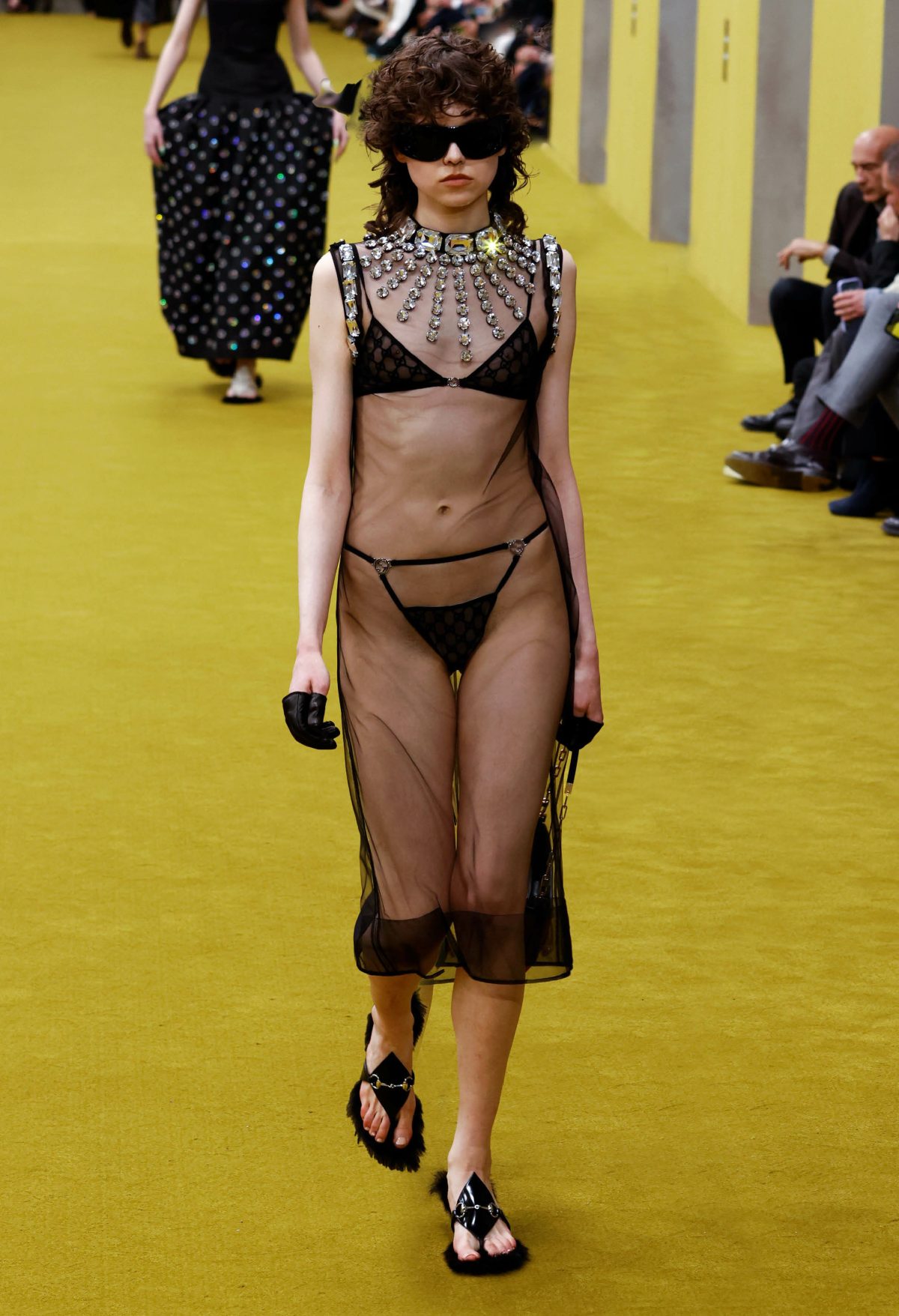 Galleria foto 'I suggerimenti dalle passerelle per il look di Capodanno 2023' - foto 20