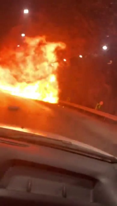 Colombia, cisterna esplode in galleria | video