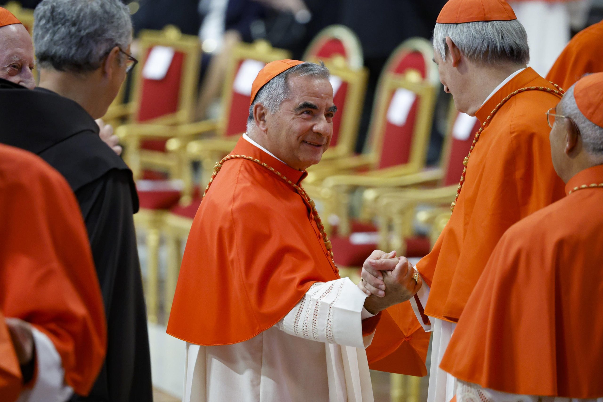 Il tribunale vaticano condanna il Cardinale Becciu a 5 anni di reclusione