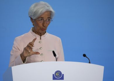 La Bce mantiene fermi i tassi di interesse