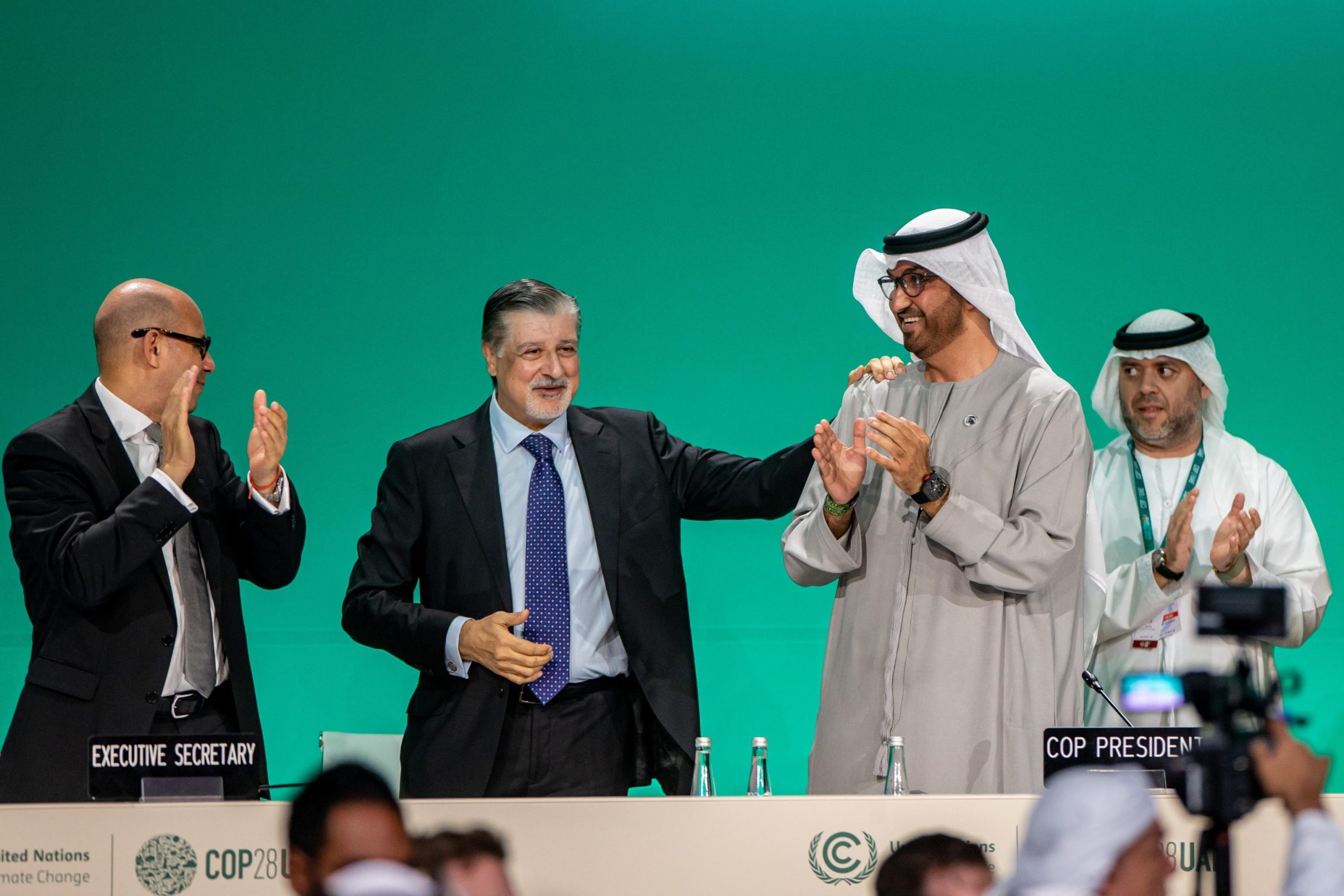 Cop28, approvato il ‘Global stocktake’: emissioni zero dal 2050