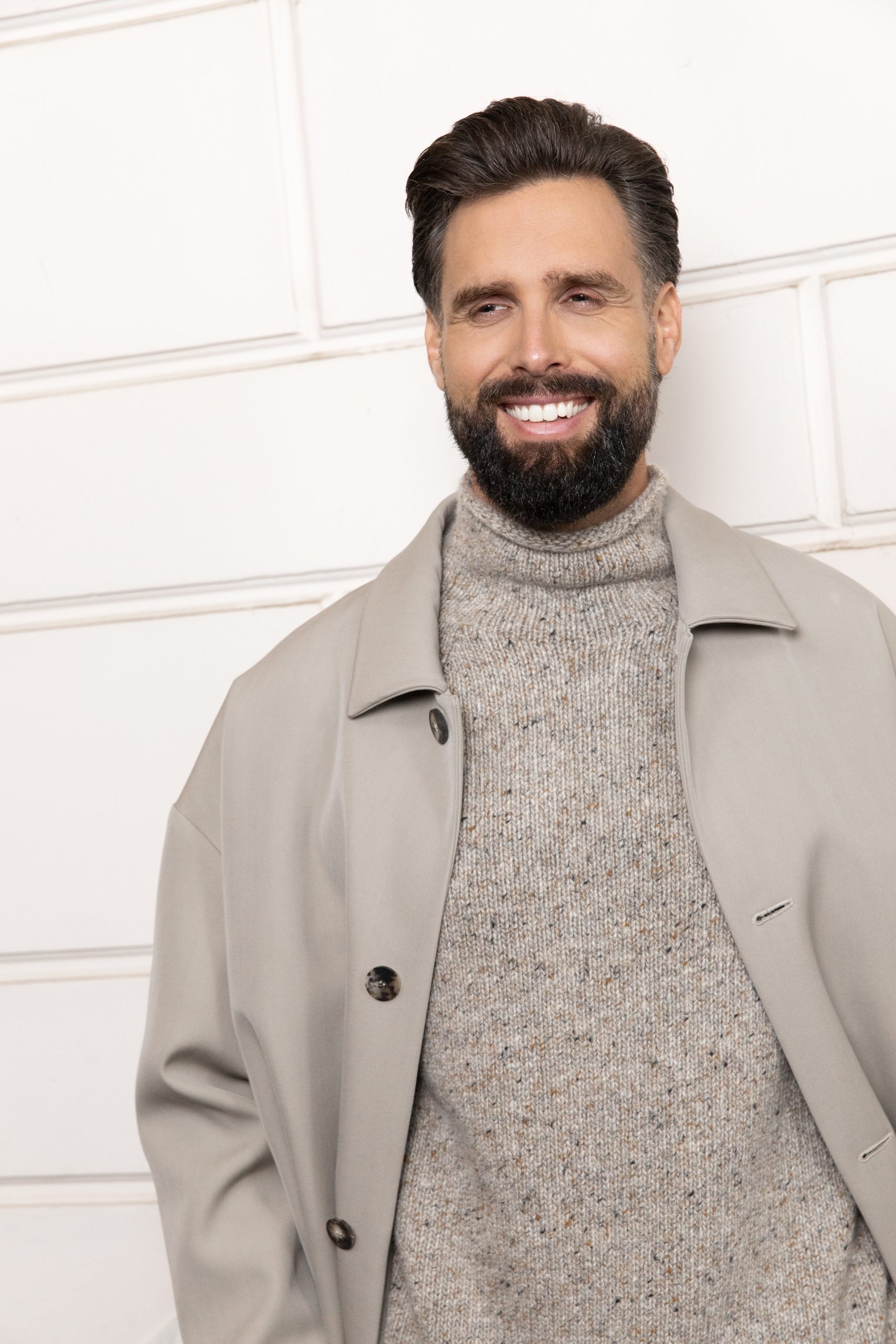 Nick Schilder: Shatterproof