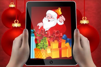 Natale 2023, 12 idee tech per regalo utile e sorprendente