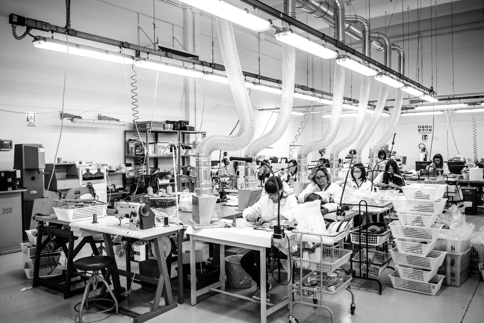 Le scarpe di lusso? Fatte a mano, in Italia, da un cinese «italian style» Le scarpe di lusso? Fatte a mano, in Italia, da un cinese «italian style»