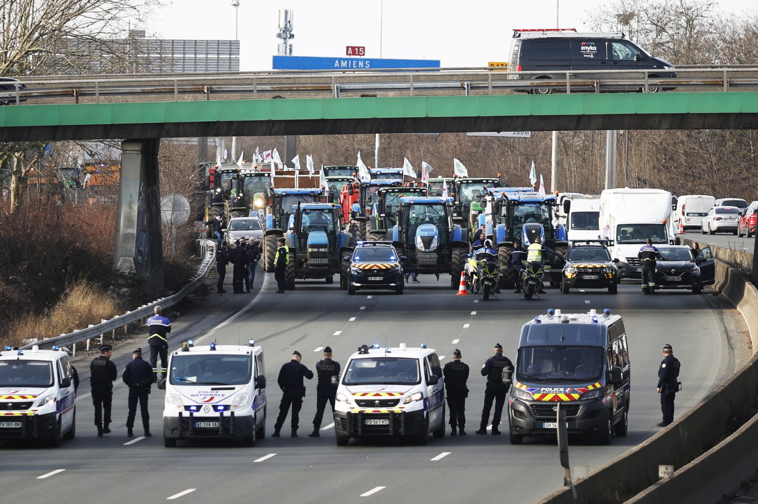Dalla Francia all’Italia, via Germania. Dilaga la protesta dei trattori