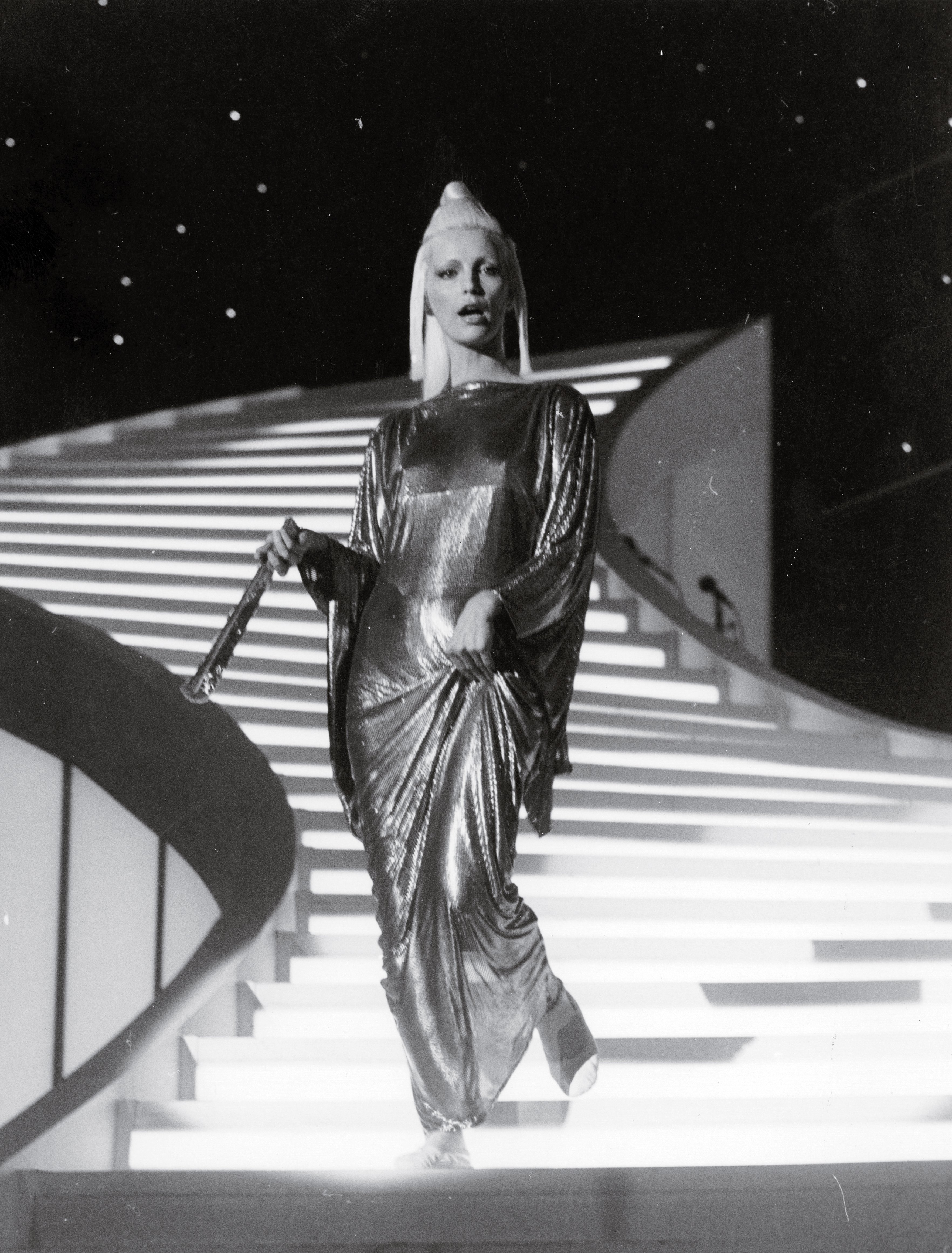 Sanremo: la storia del Festival raccontata attraverso dieci outfit iconici