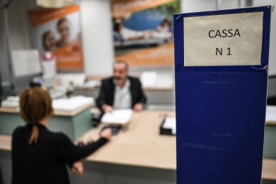 Fisso, variabile, surroga. I tassi dei mutui stanno scendendo. Cosa fare secondo gli esperti