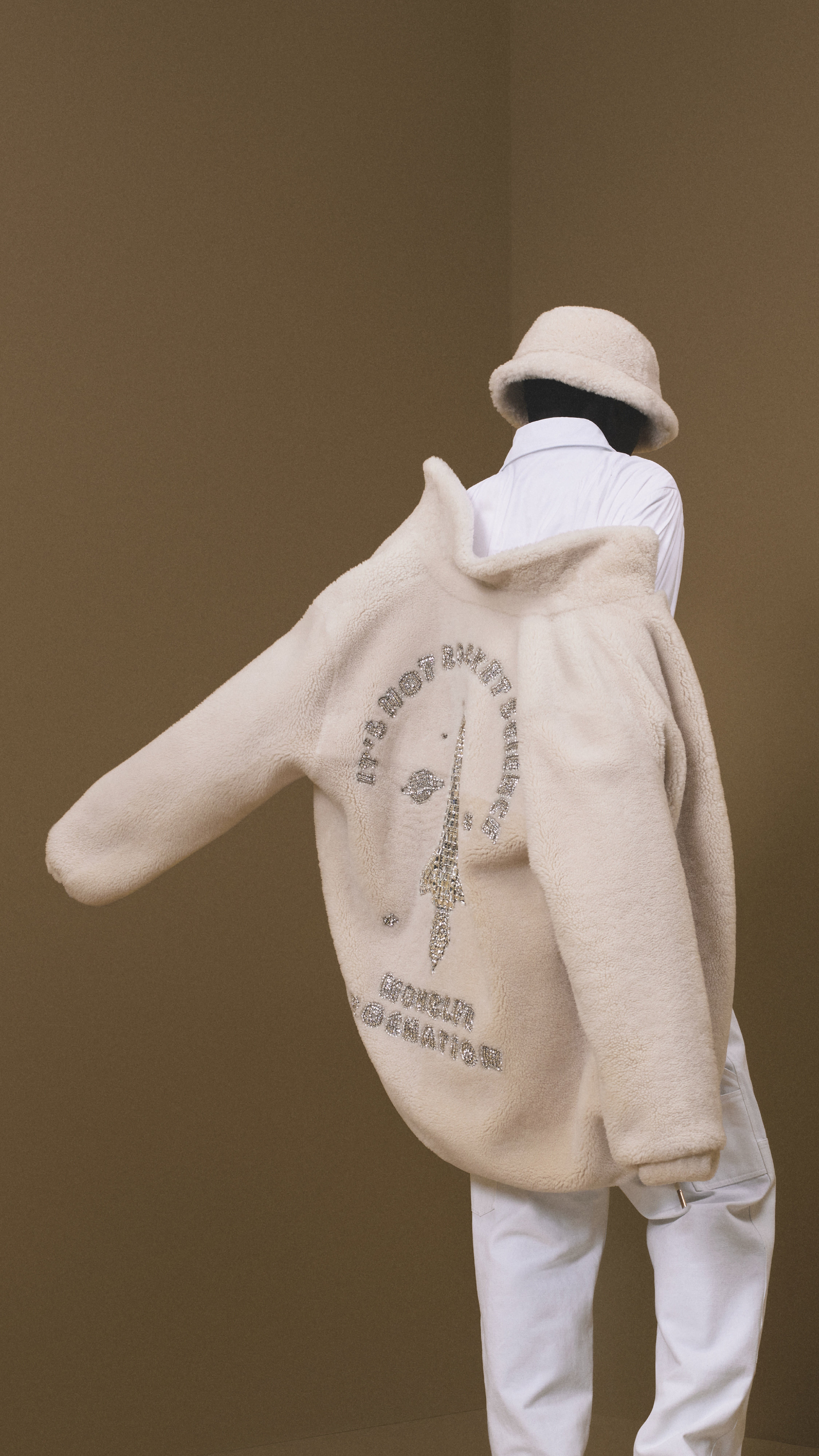 Moncler presenta la nuova collezione disegnata da Jay-Z