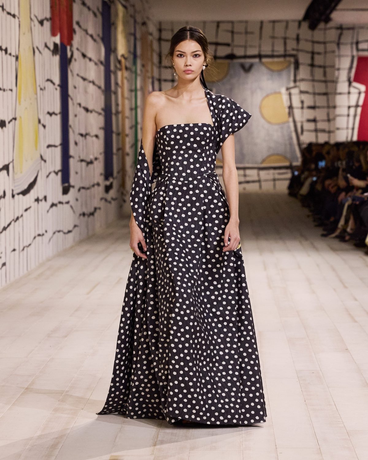 Galleria foto 'Dior e l’aura dell’haute couture' - foto 11