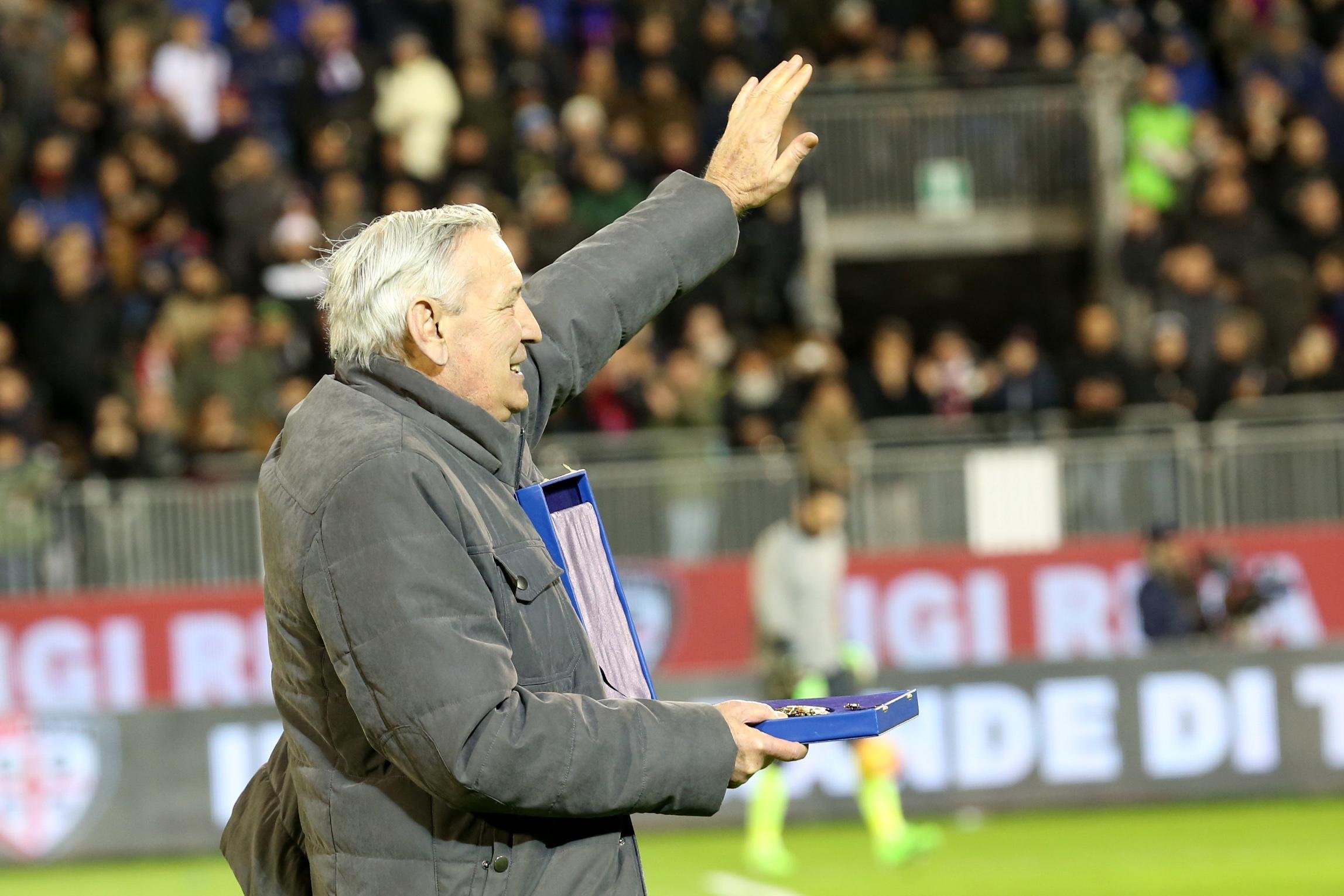 Malore per Gigi Riva: “Condizioni generali stabili” Malore per Gigi Riva: “Condizioni generali stabili”