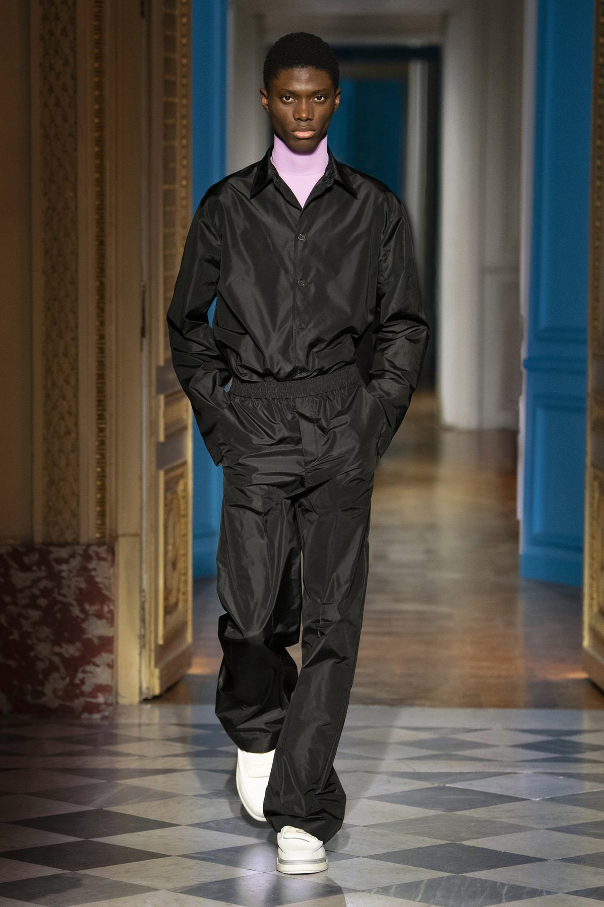 Galleria foto 'Paris Fashion Week: azzurro Valentino' - foto 6