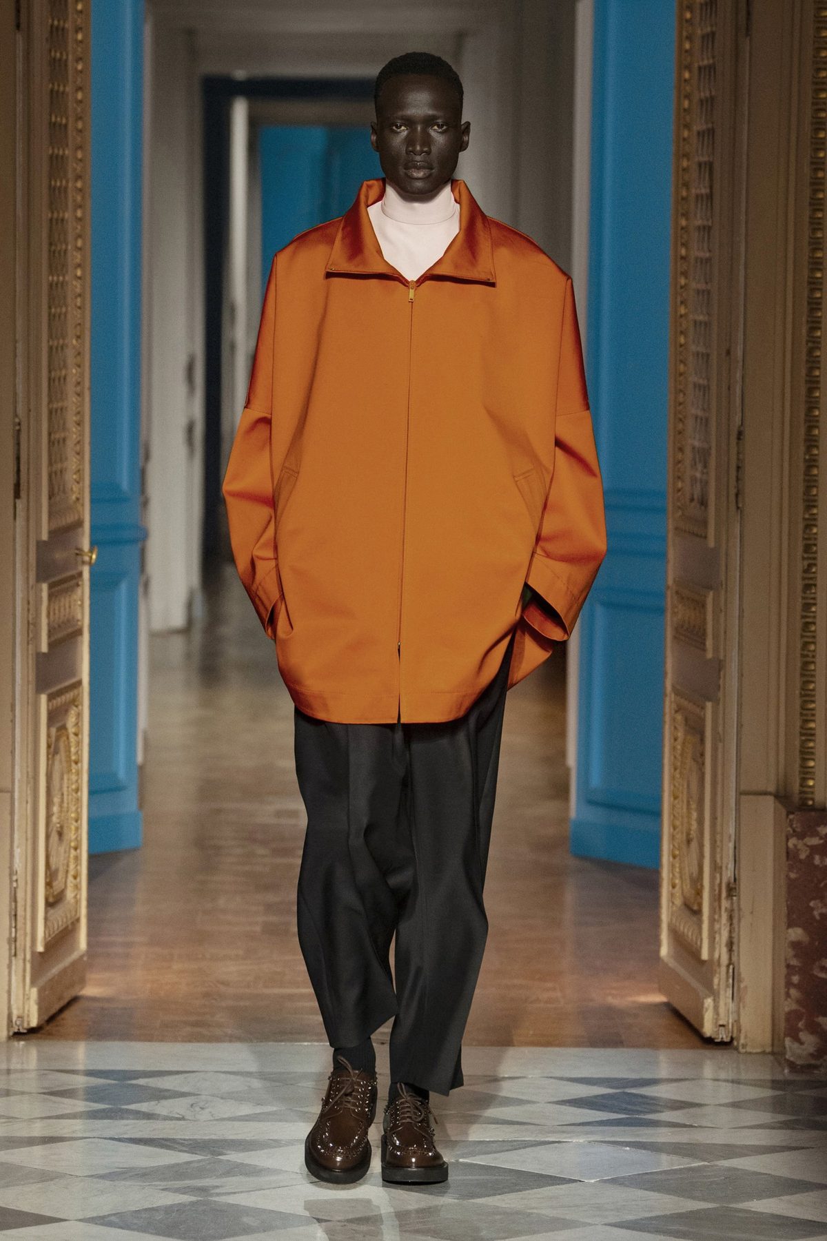 Galleria foto 'Paris Fashion Week: azzurro Valentino' - foto 4