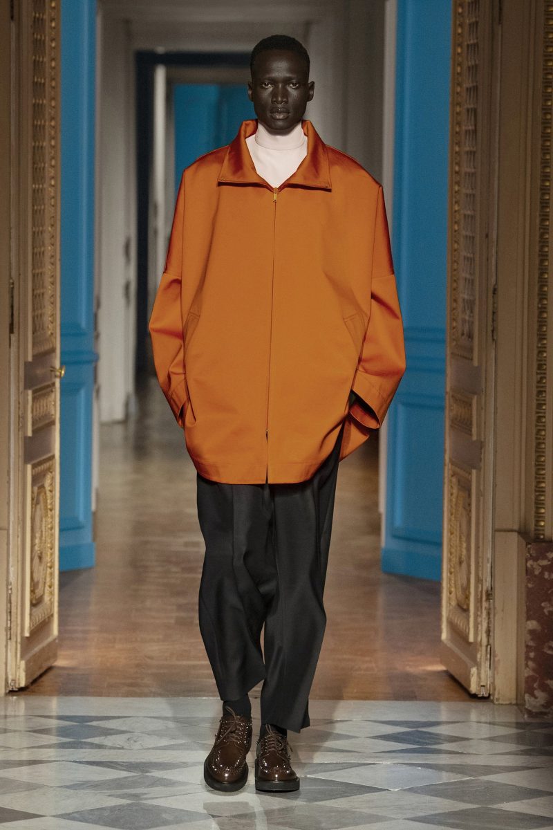 Paris Fashion Week: azzurro Valentino Paris Fashion Week: azzurro Valentino