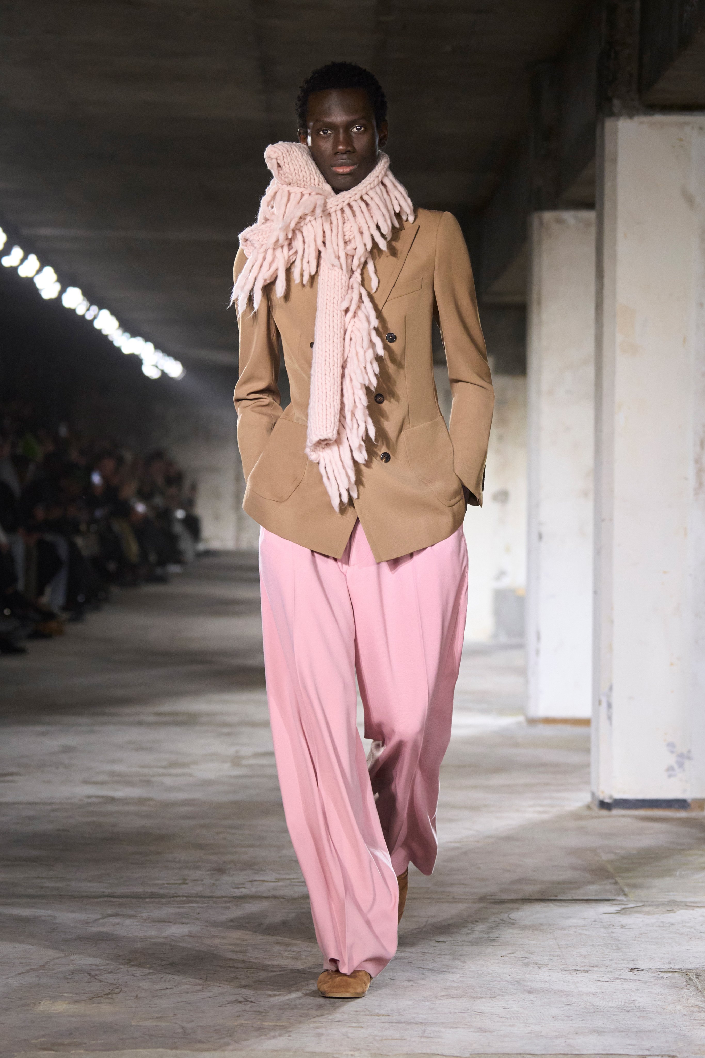 Paris Fashion Week: sfumature di rosa Paris Fashion Week: sfumature di rosa