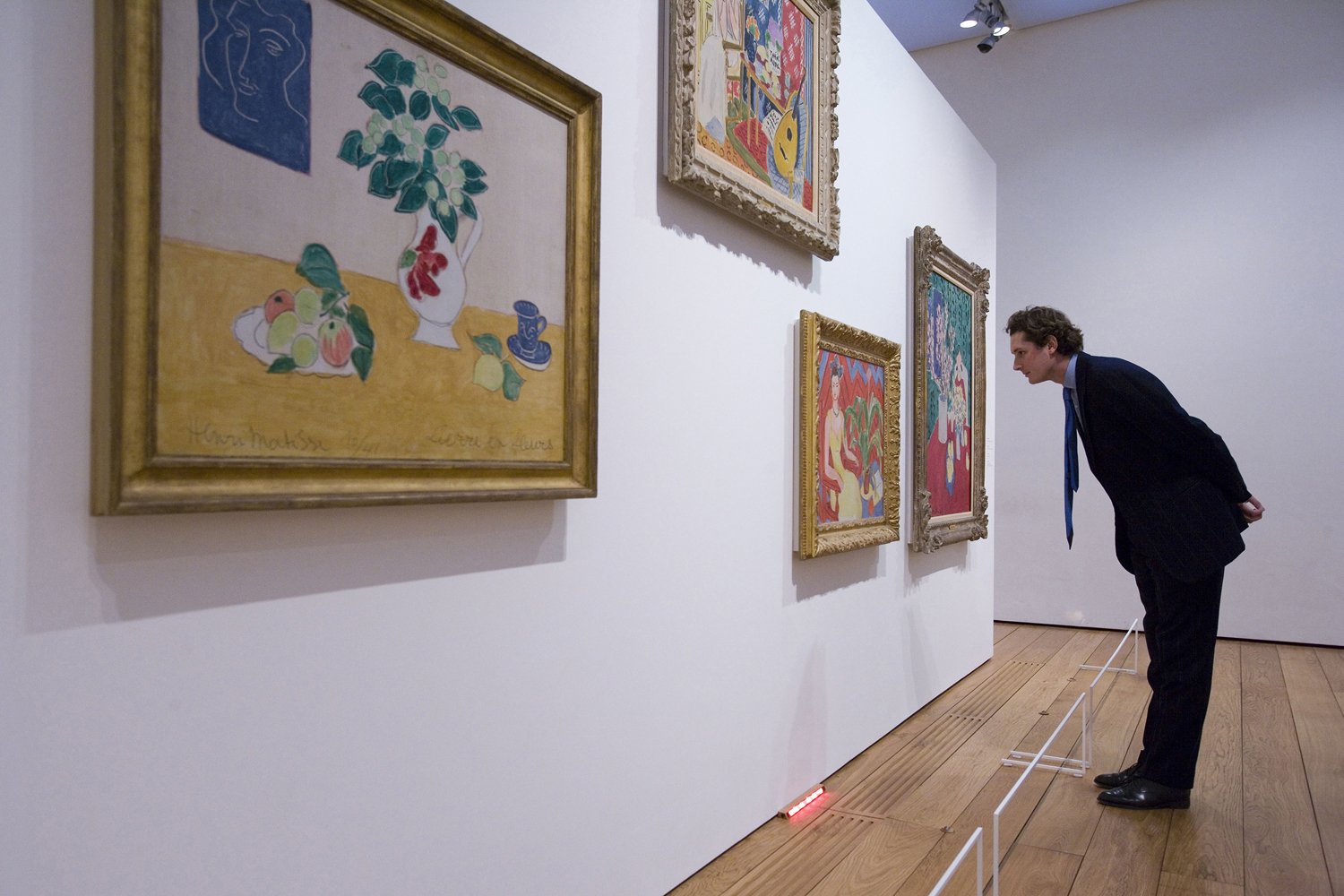 La pace impossibile tra John Elkann e sua madre