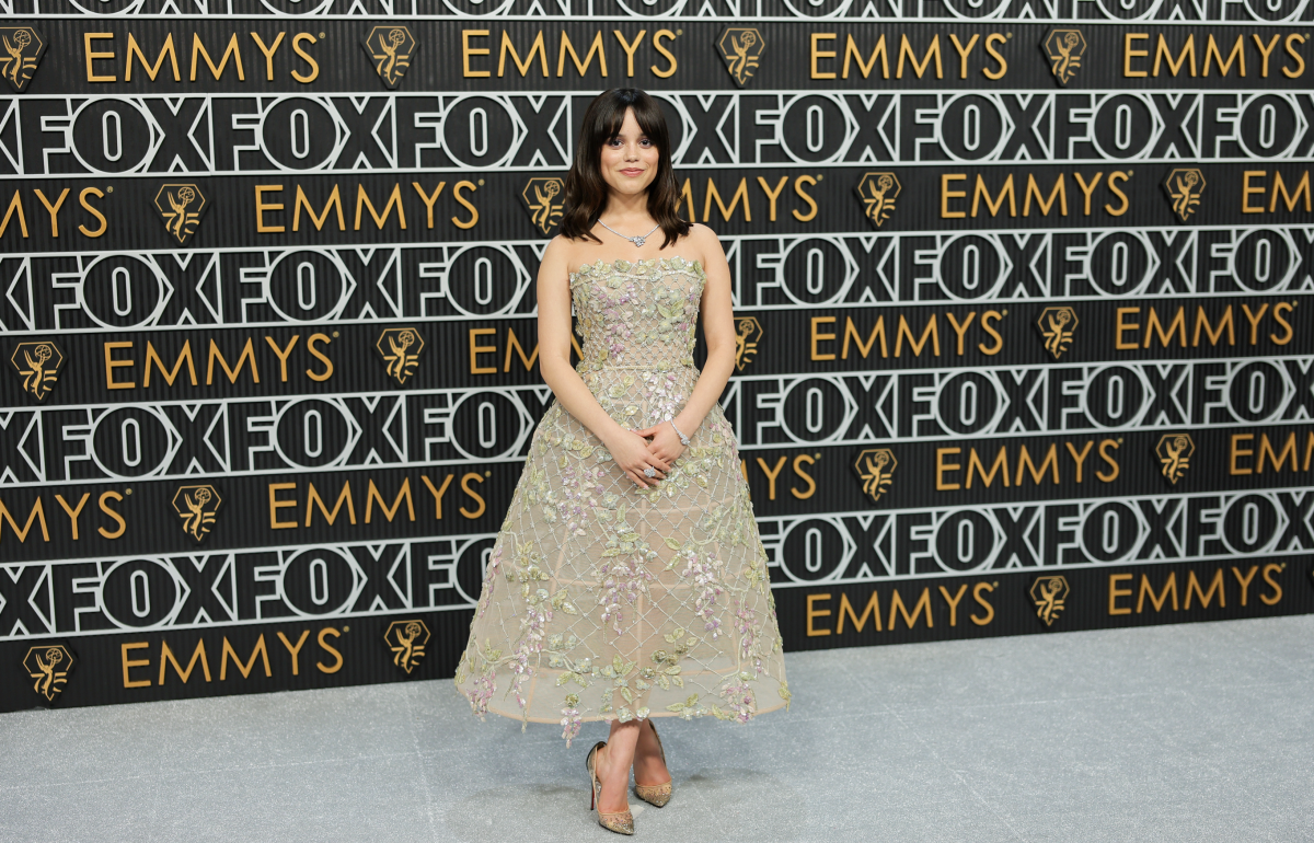 Galleria foto 'Commentiamo i look degli Emmy 2024' - foto 13