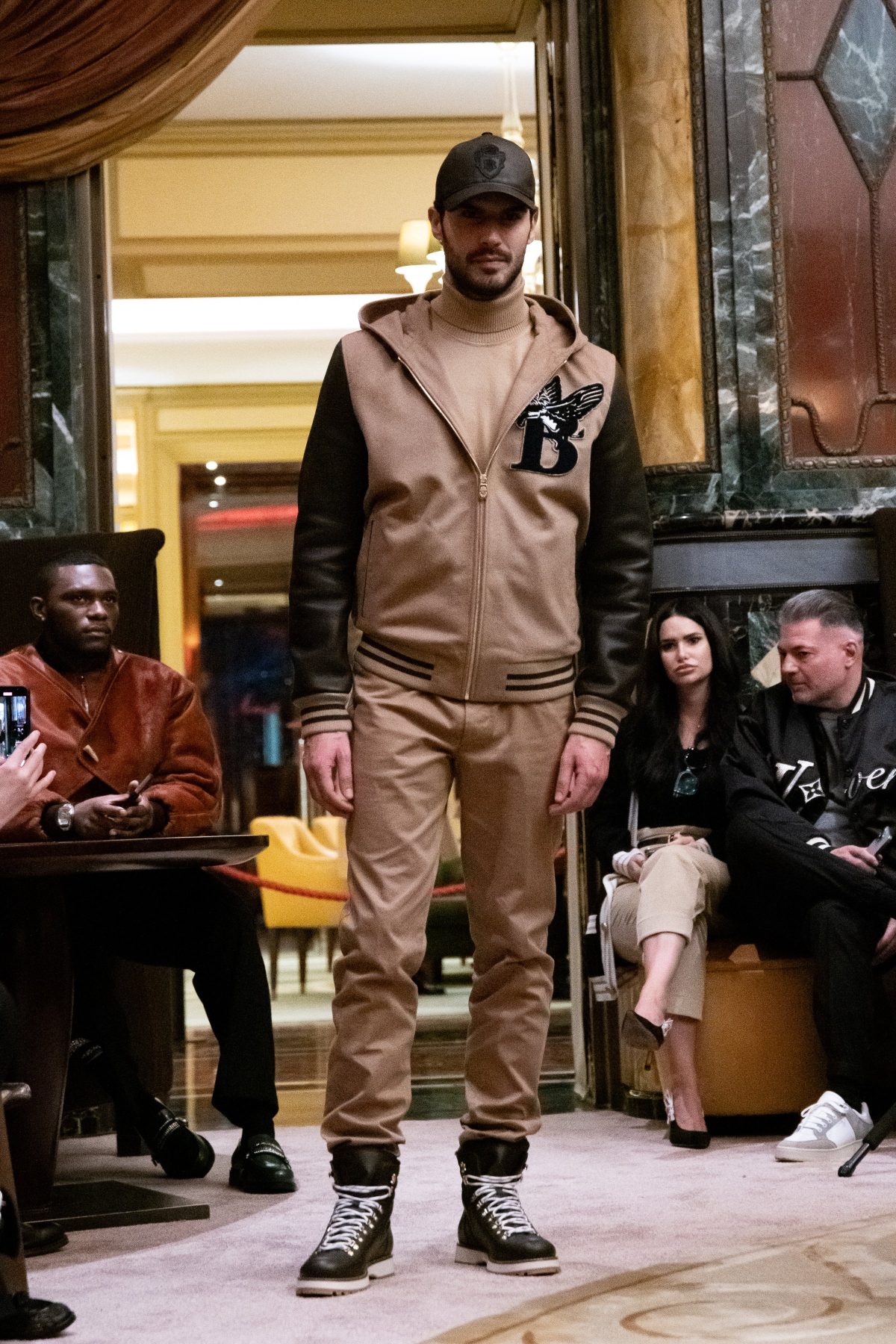 Galleria foto 'Milano Moda Uomo: Day 1' - foto 16