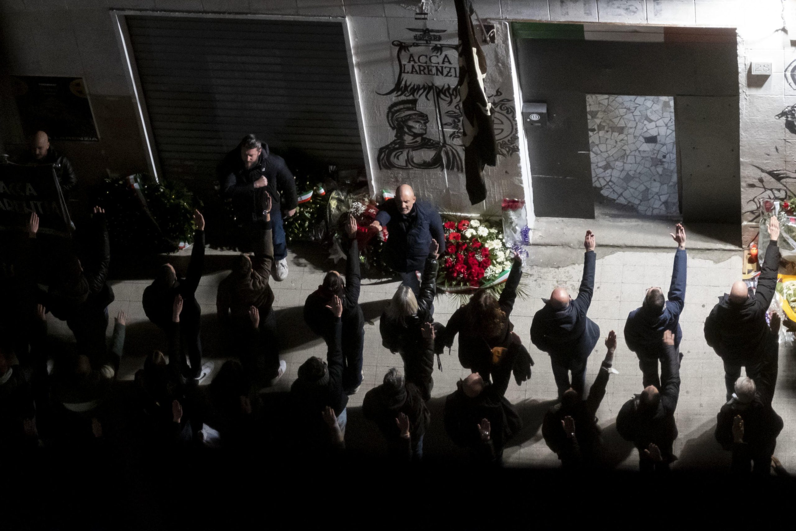 «Il braccio teso ad Acca Larenzia? Lo facciamo da anni e solo oggi diventa un caso politico» «Il braccio teso ad Acca Larenzia? Lo facciamo da anni e solo oggi diventa un caso politico»