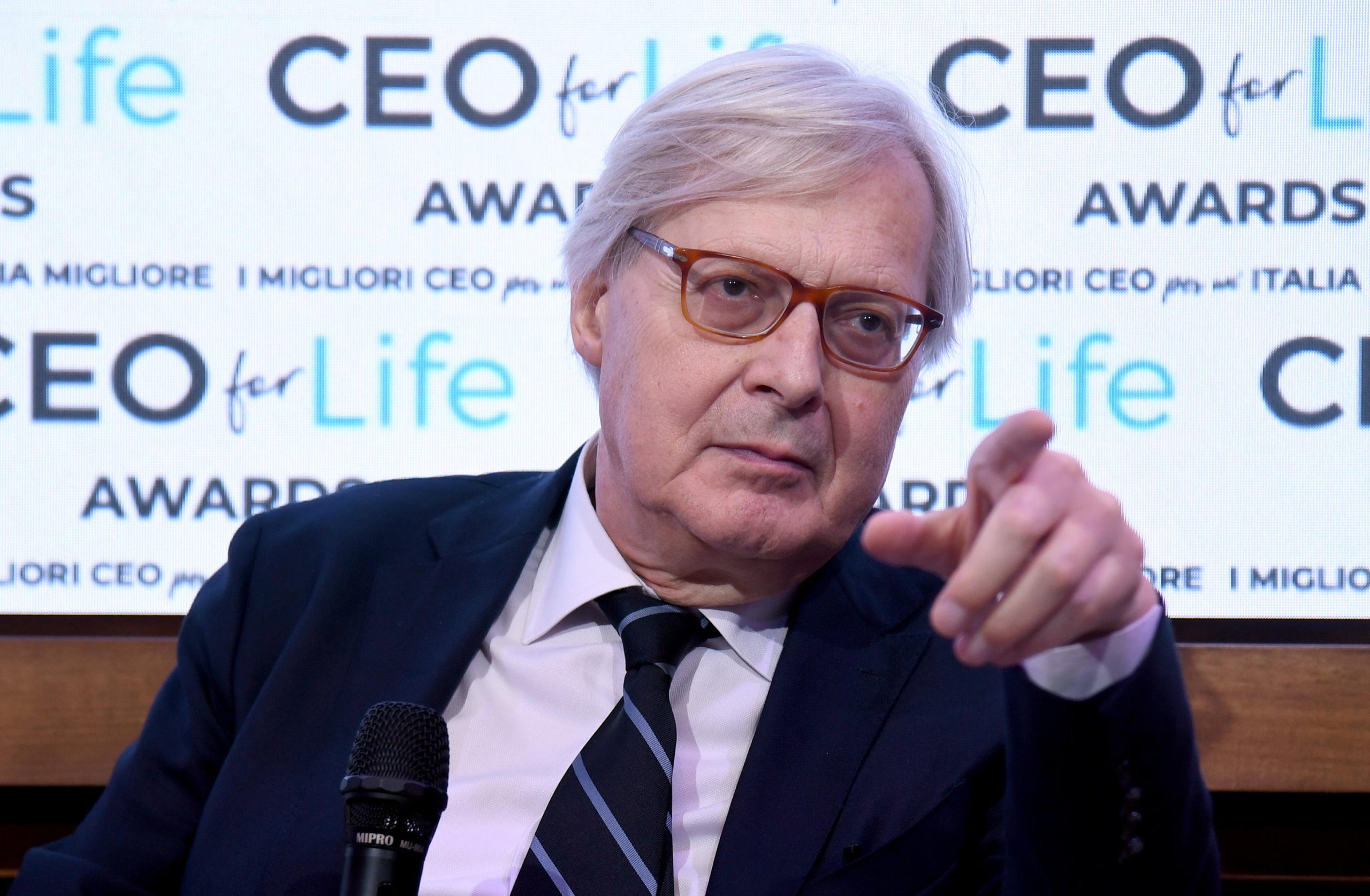 Vittorio Sgarbi indagato per furto di beni culturali: «Non ho ricevuto avvisi e non ho rubato» Vittorio Sgarbi indagato per furto di beni culturali: «Non ho ricevuto avvisi e non ho rubato»