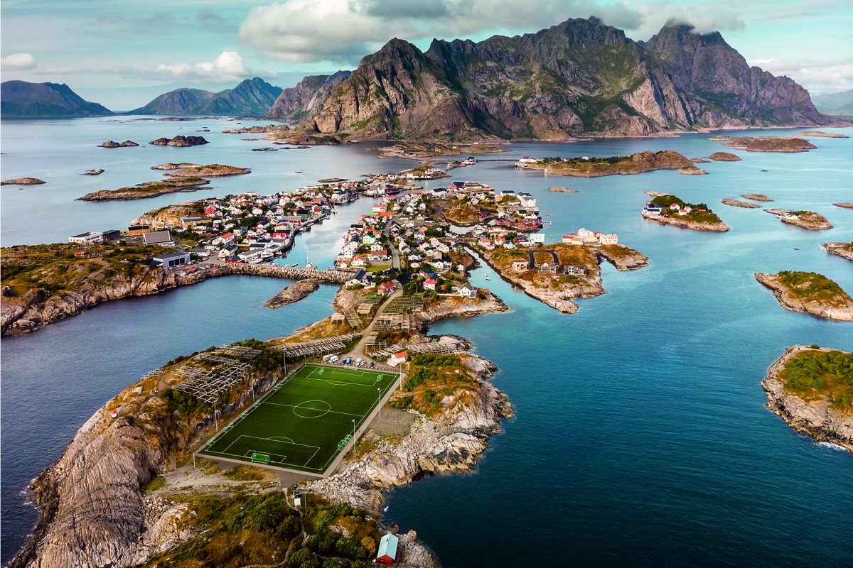 Galleria foto 'Paese che vai stadio (insolito) che trovi' - foto 8