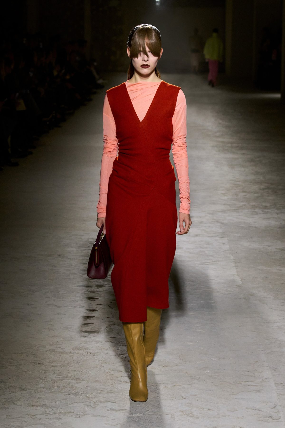 Galleria foto 'Paris Fashion Week, denim e pelle protagonisti in passerella' - foto 4