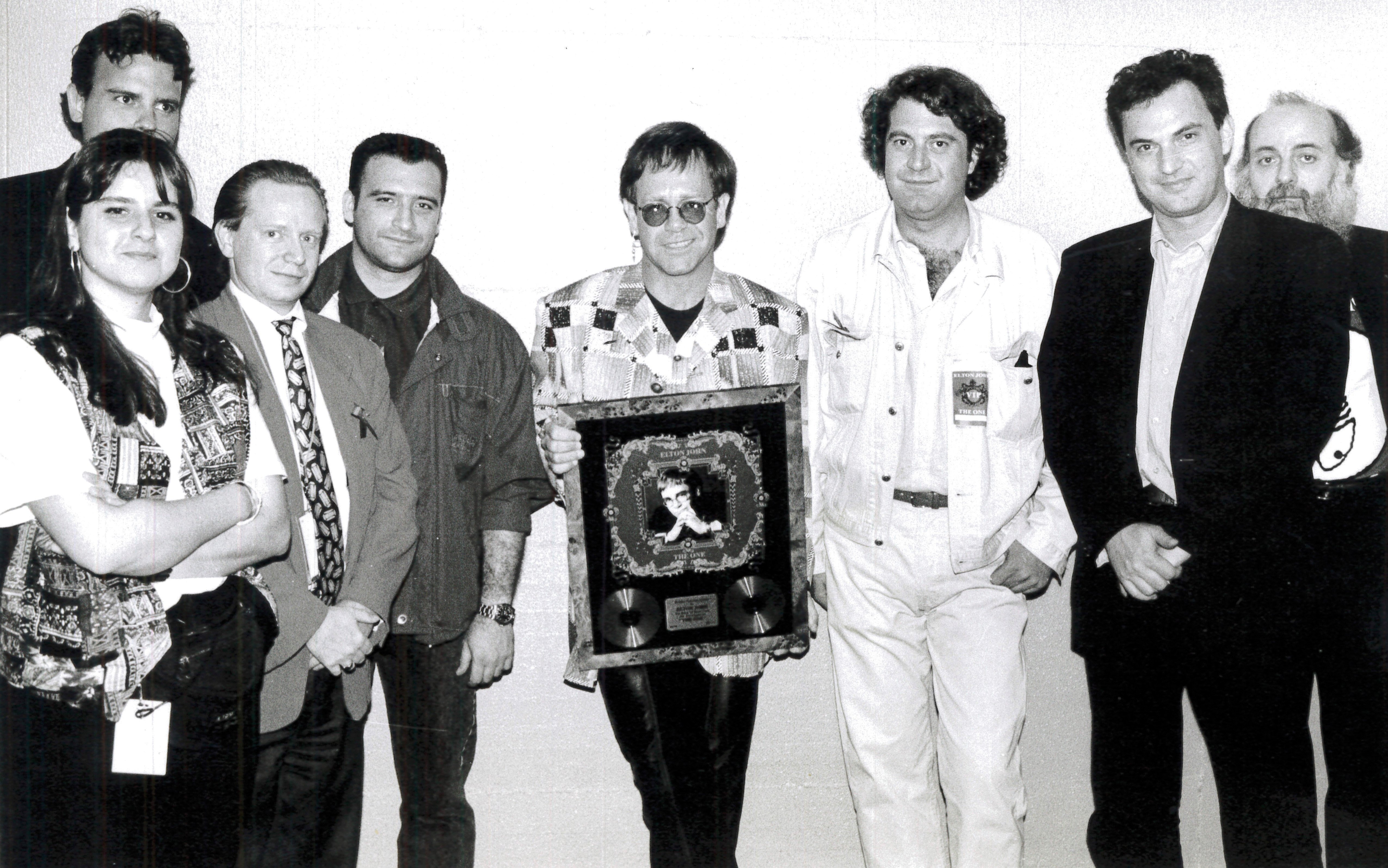 Stefano Senardi: «La mia vita spericolata tra le Rockstar»