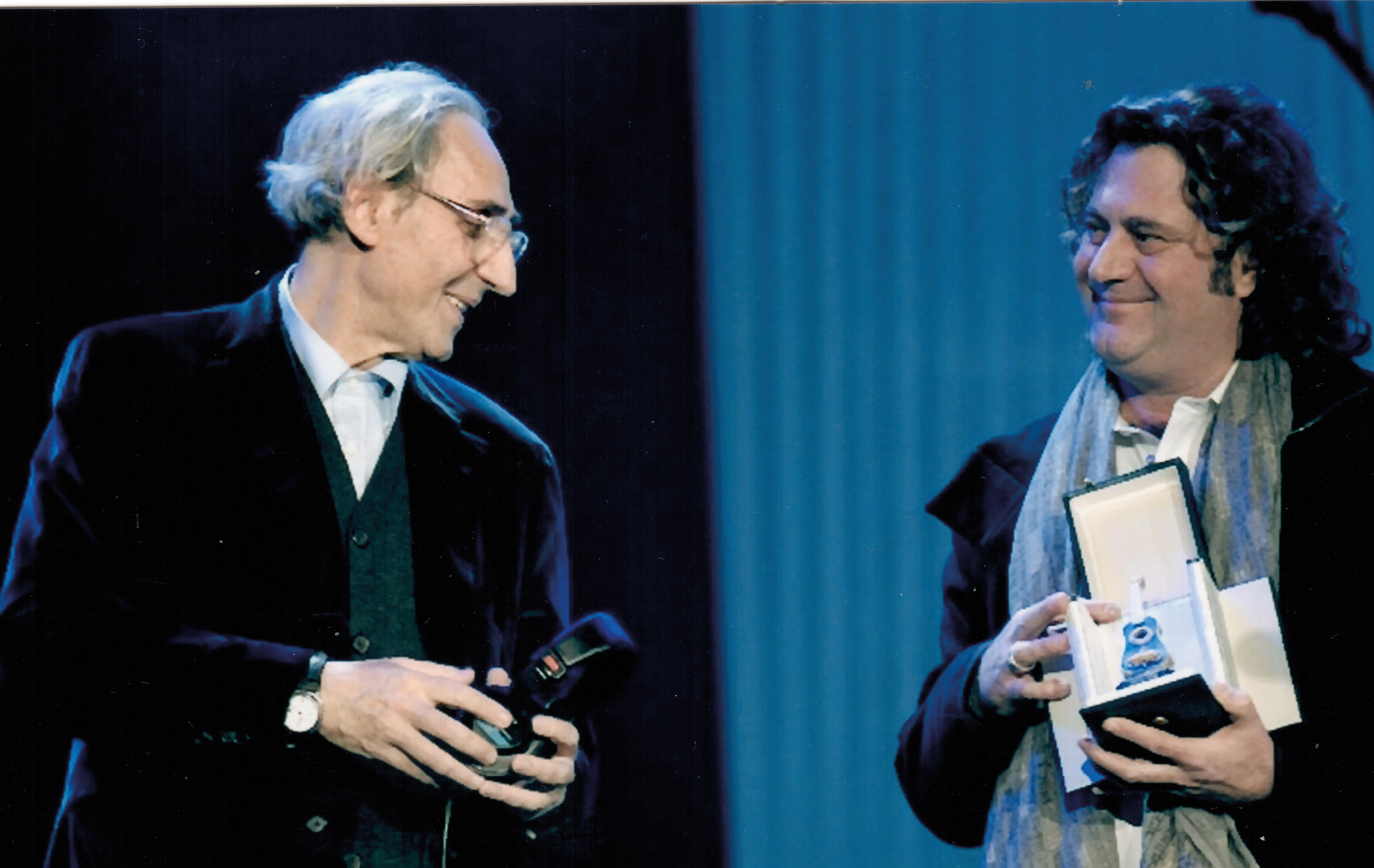 Stefano Senardi: «La mia vita spericolata tra le Rockstar»