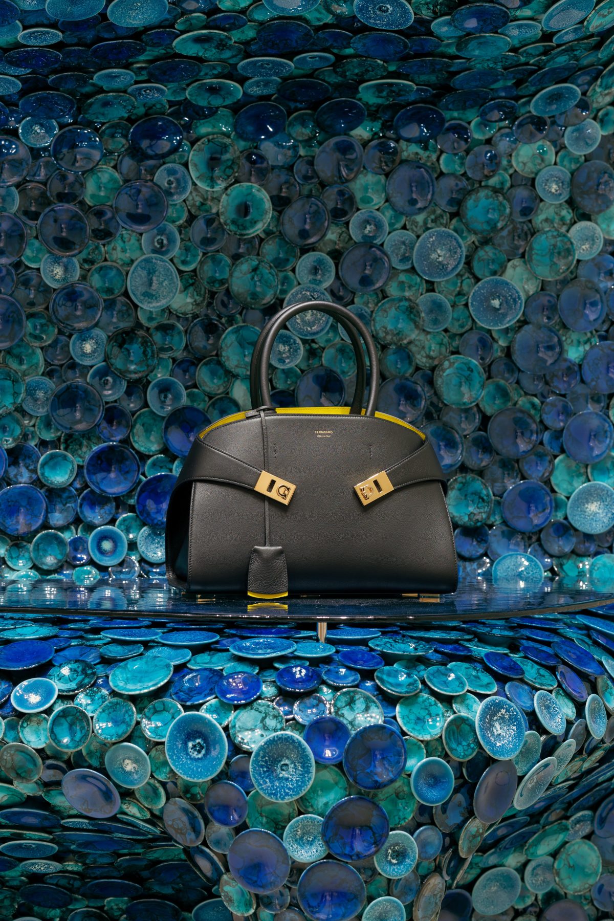 Galleria foto 'Ferragamo riapre la sua boutique in Montenapoleone' - foto 5