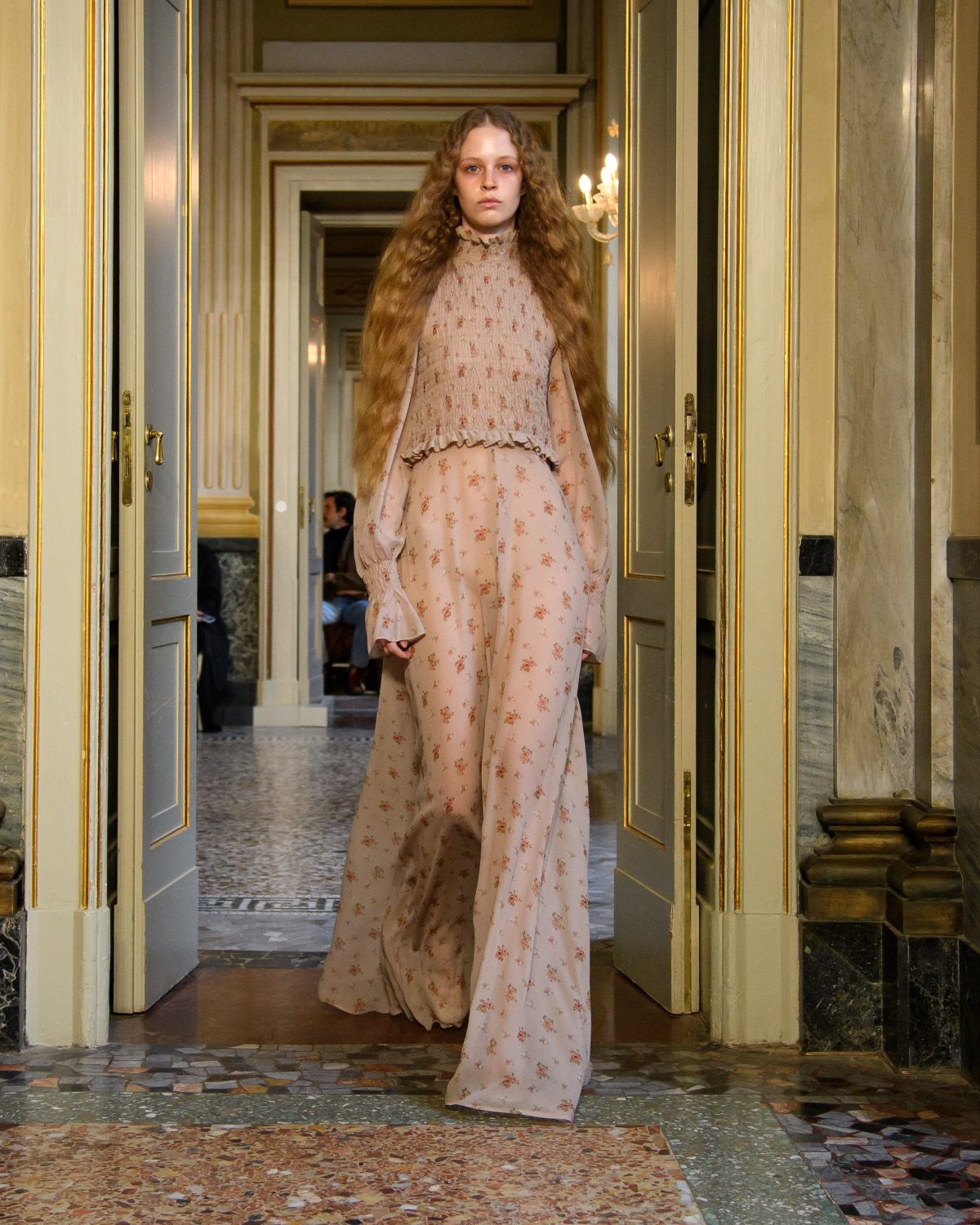 Galleria foto 'La ribellione gentile della Milano Fashion Week' - foto 24