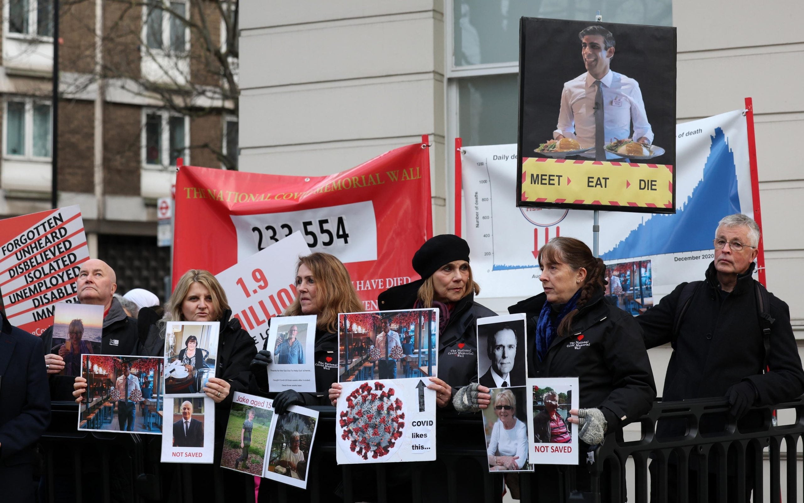 Regno Unito, l’inchiesta sulla gestione del Covid