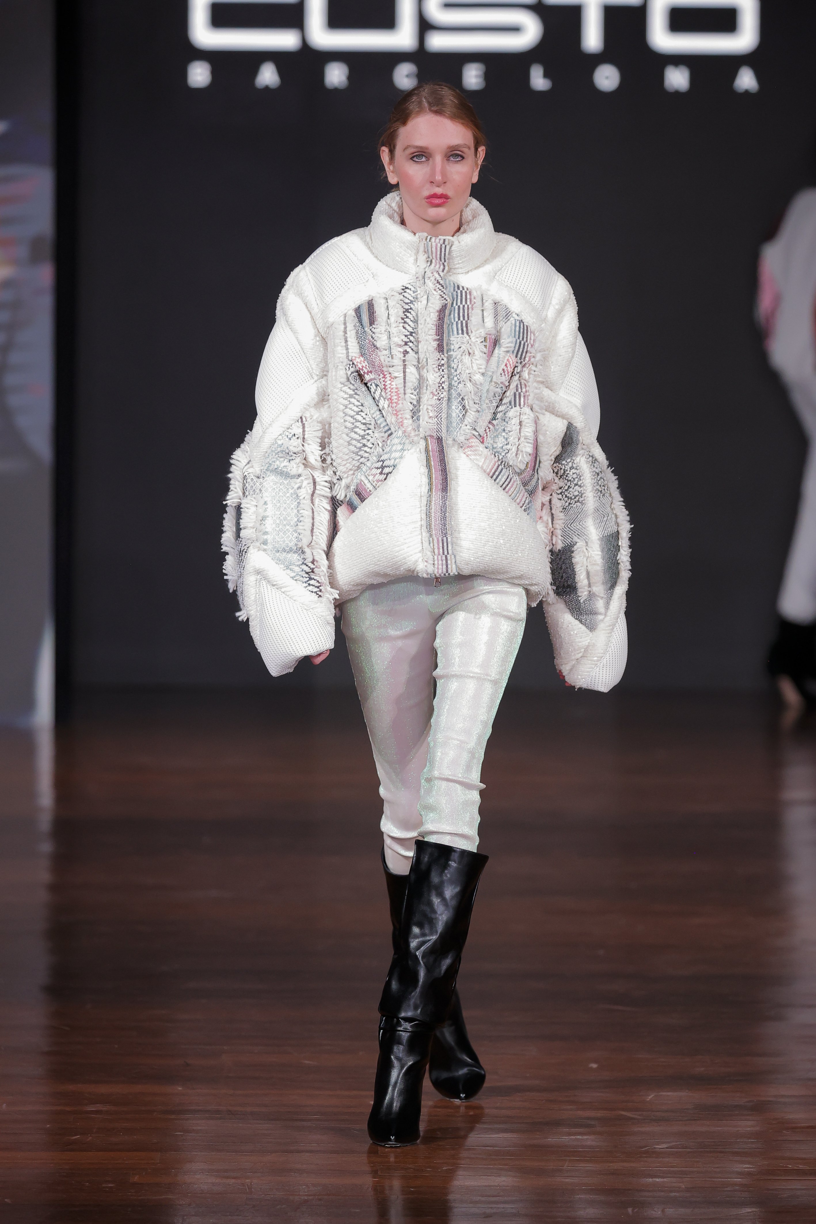 Colori inaspettati, nuove silhouette e molto altro alla Milano Fashion Week