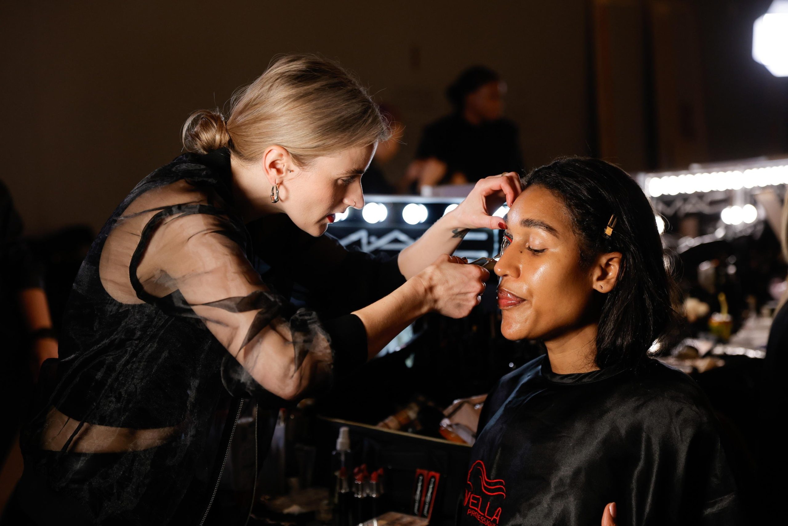 «Mi hanno offerto un lavoro alla Milano Fashion Week in cambio di like e tag»